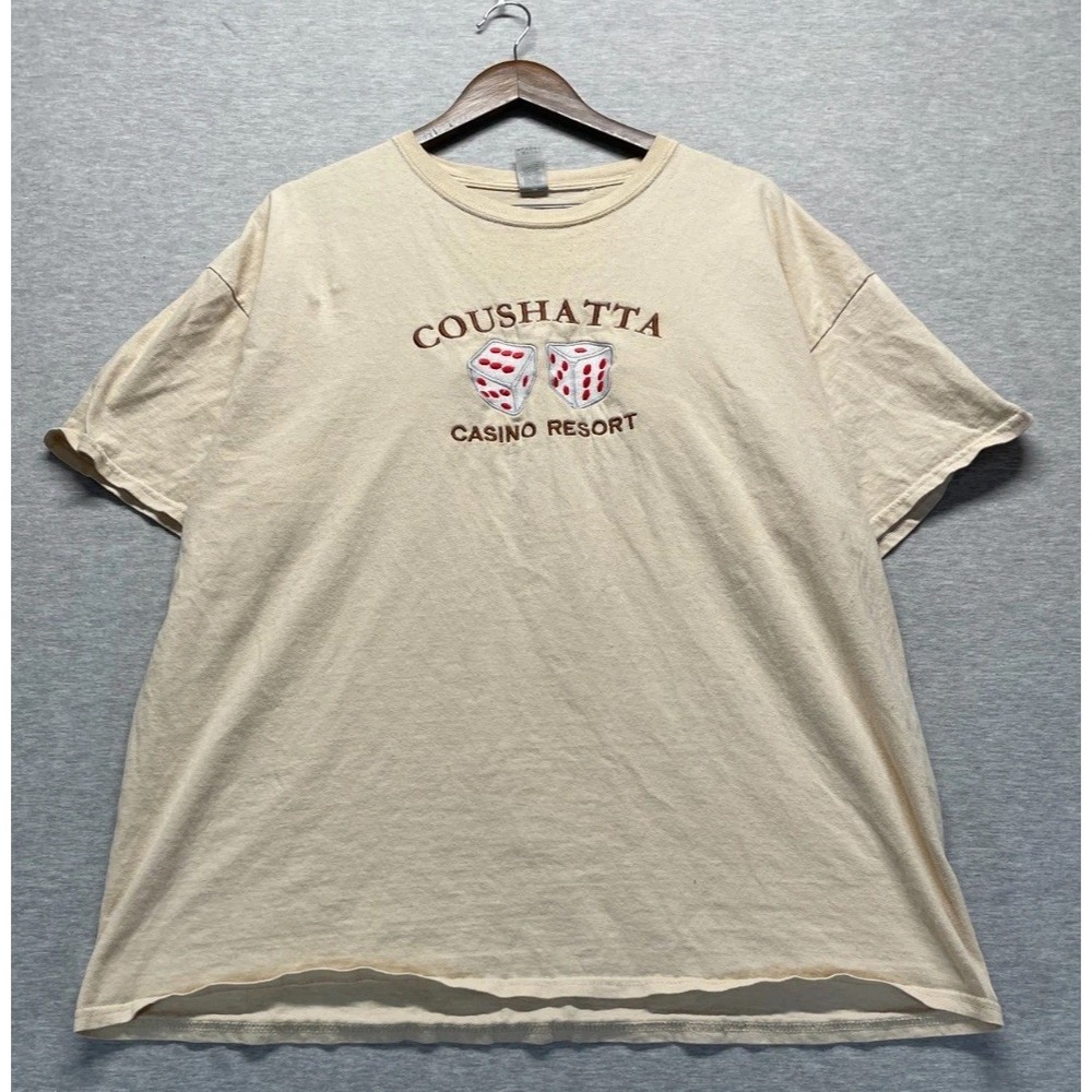 Gildan Ultra Cotton T Shirt Mens 2XL Beige Coushatta Casino Resort Embroidered